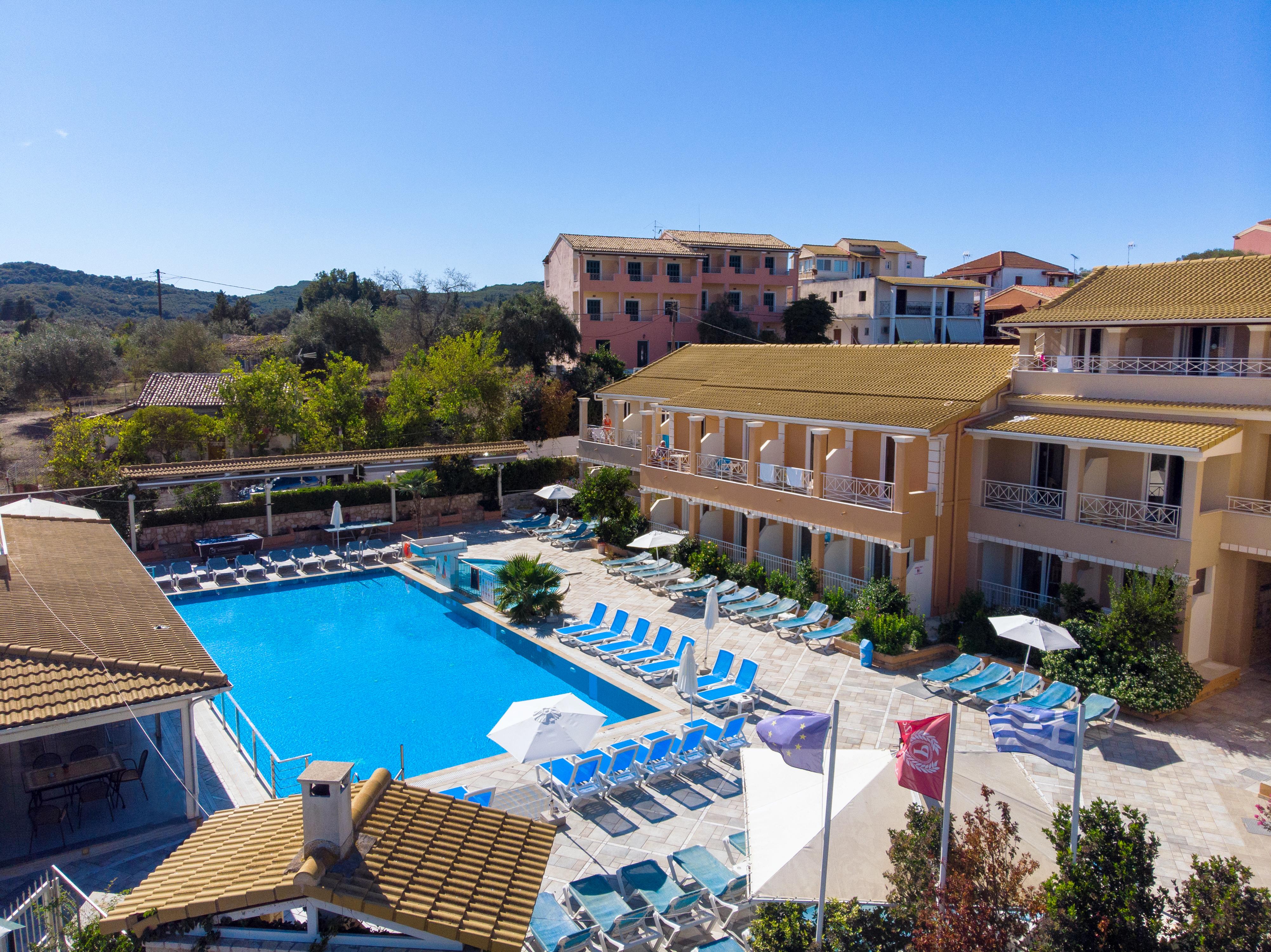 Kavos Plaza Hotel Eksteriør bilde