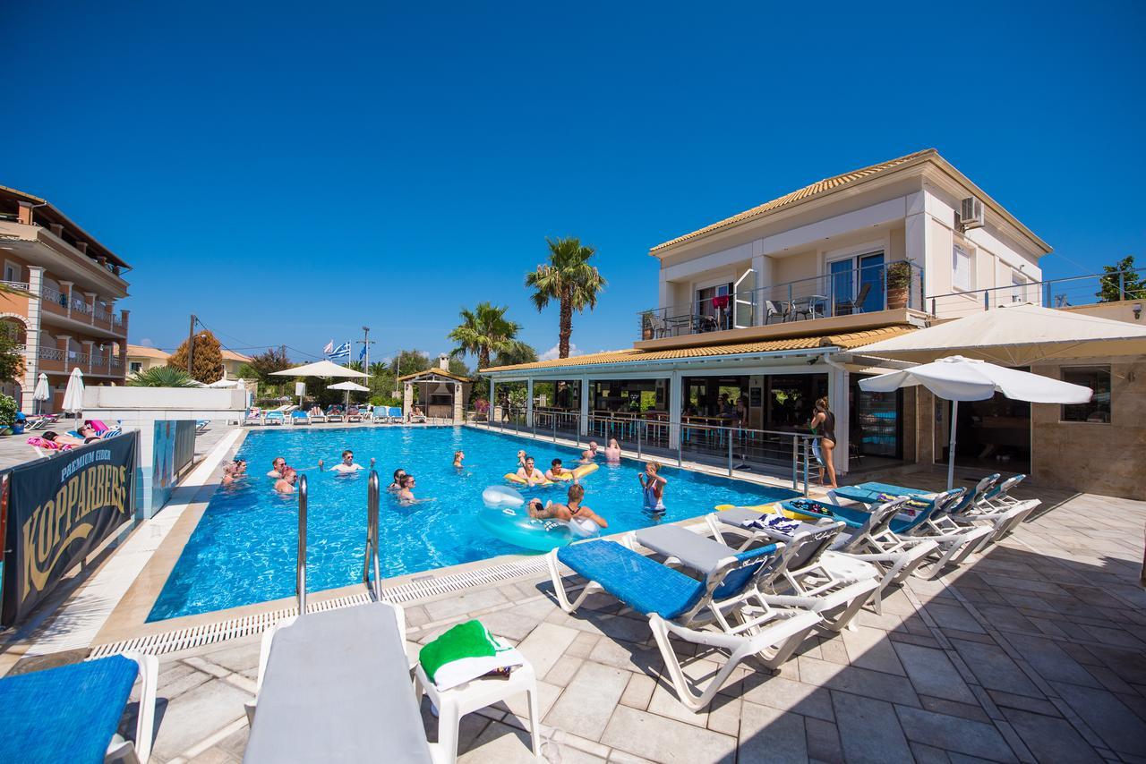Kavos Plaza Hotel Eksteriør bilde