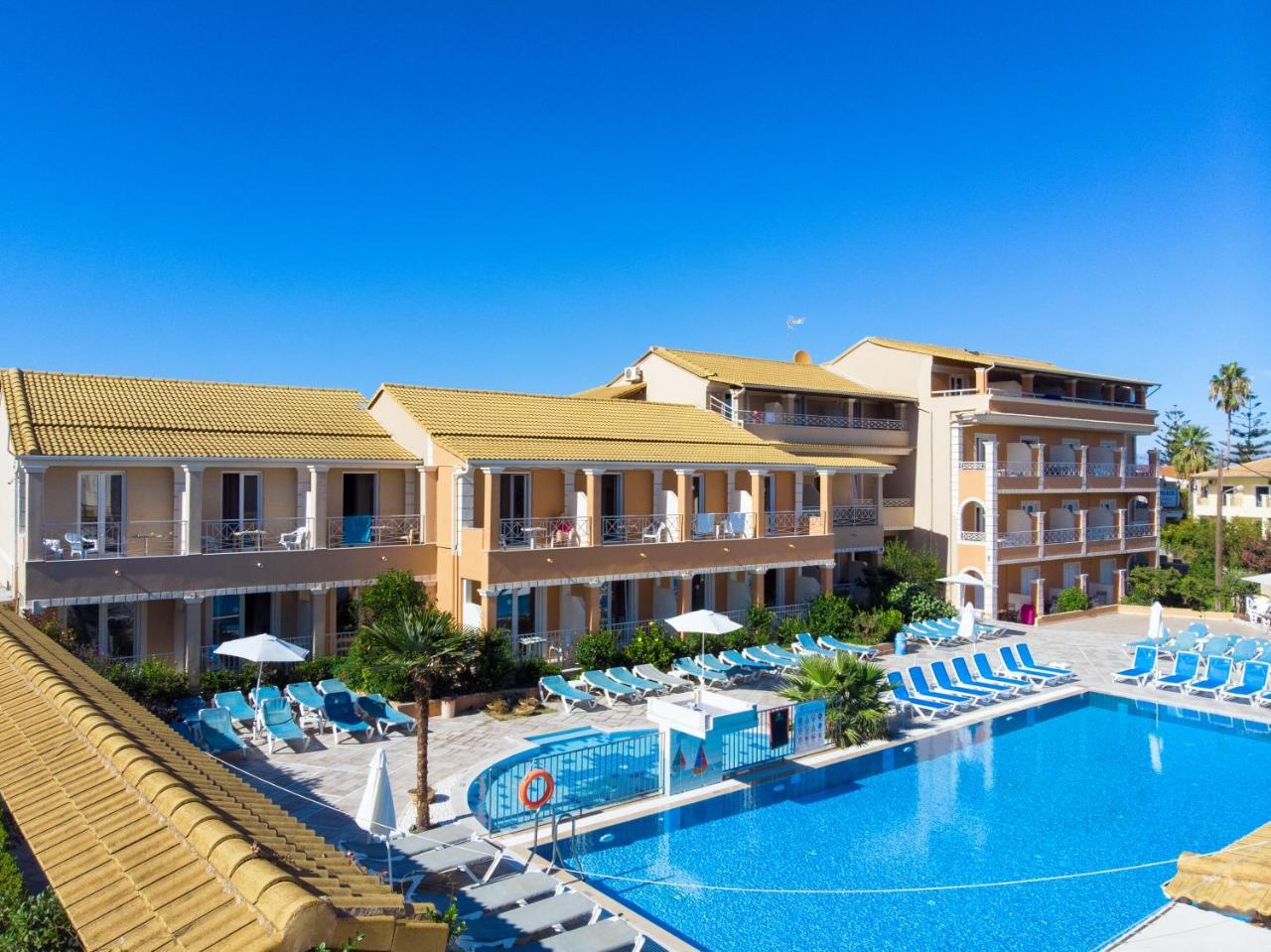 Kavos Plaza Hotel Eksteriør bilde