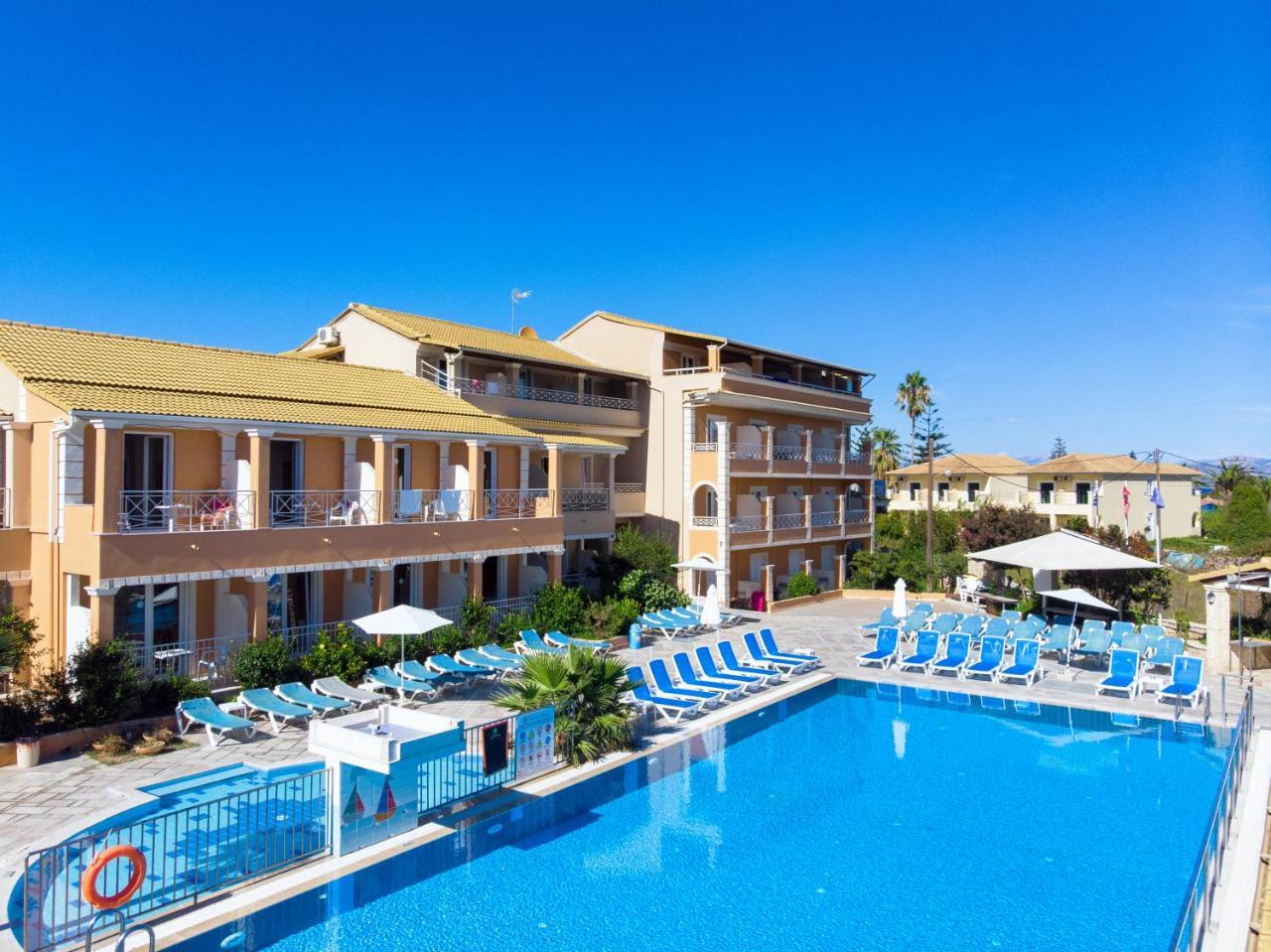 Kavos Plaza Hotel Eksteriør bilde