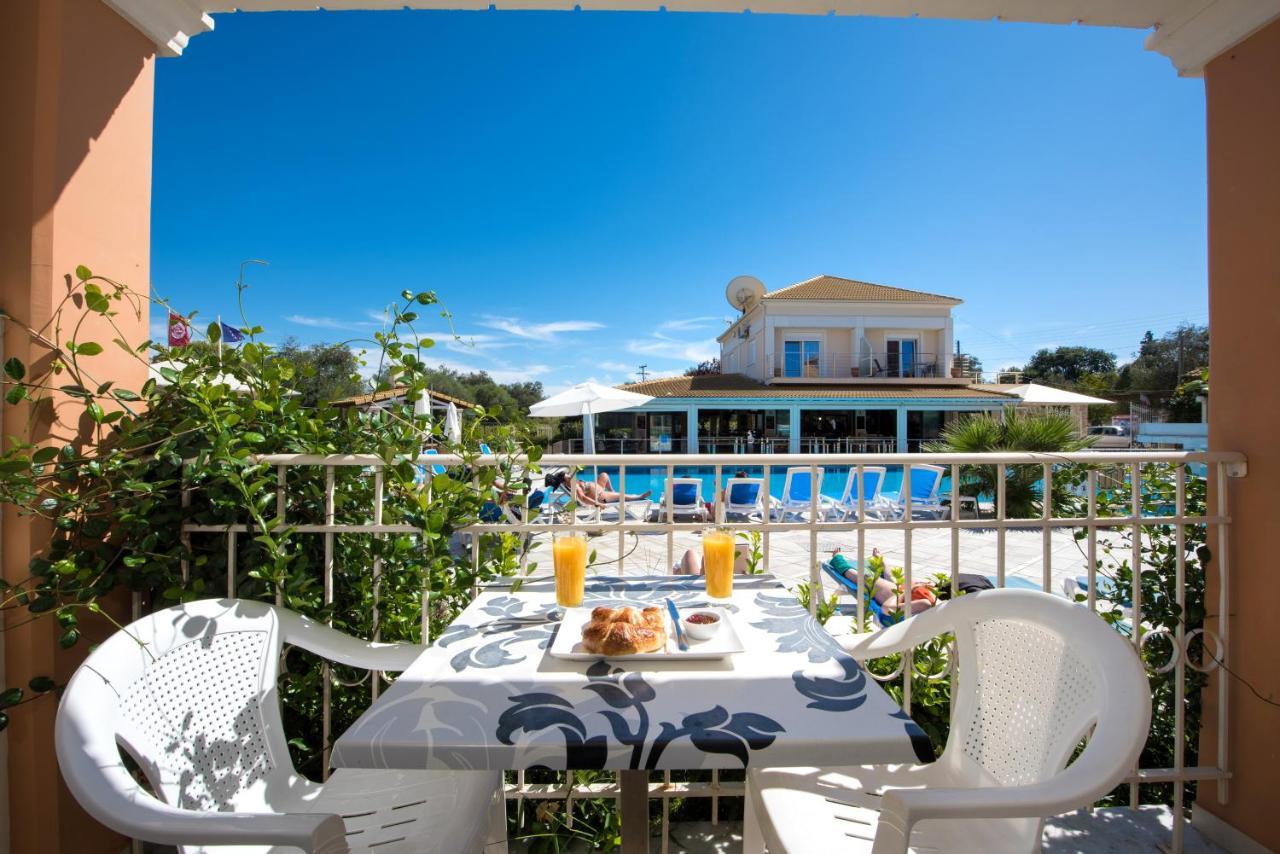 Kavos Plaza Hotel Eksteriør bilde