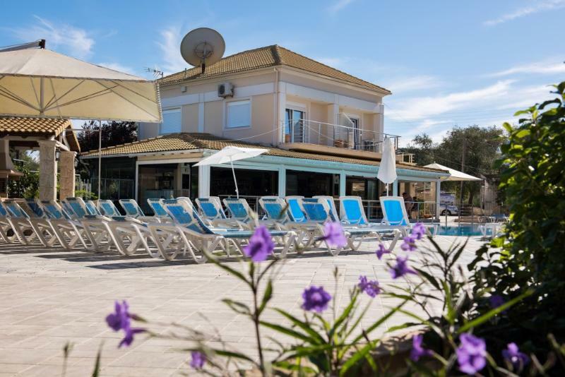 Kavos Plaza Hotel Eksteriør bilde